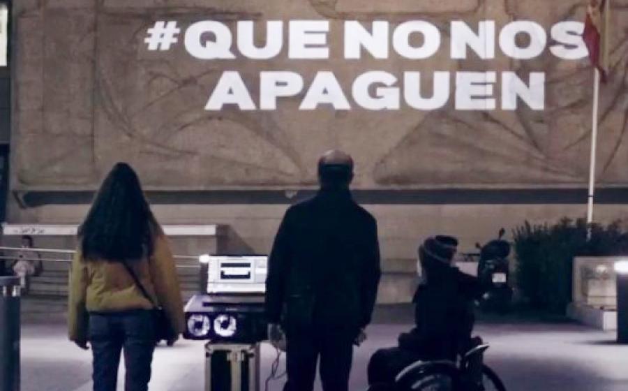 La campaña #QueNoNosApaguen tuvo como epicentro el Hospital Universitario de La Paz.